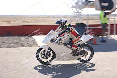 media/Nov-03-2025-Lets Ride (Mon) [[4d74c1c4d3]]/B Group/Grid/